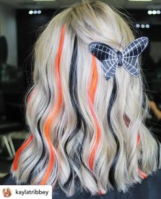 Halloween Hair Dye, Thanksgiving Hairstyles, Halloween Hairstyles, Black Hair Color, How To Lighten Hair, Colorful Hair, Halloween Hair, Colored Hair