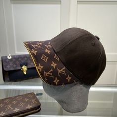 SHOP MORE LUXURY PRODUCTS HERE Description Louis Vuitton Match Cap Black LV Cap Luxurious textures and iconic House emblems characterize this LV Match cap. This sporty piece is finished with a Monogram Jacquard visor, an embroidered composition of a tennis ball with the LV Circle at the side and a strap at the back. The style is part of a new collection inspired by the world’s four historic tennis tournaments. BlackJacquard weaveMonogram patternTennis ball with LV Circle embroidery Include Circle Embroidery, Dior Shirt, Gucci Shirt, Louis Vuitton Shirt, Chanel Shirt, Tennis Tournaments, Gucci Gg Marmont, Reversible Belt, Tennis Ball