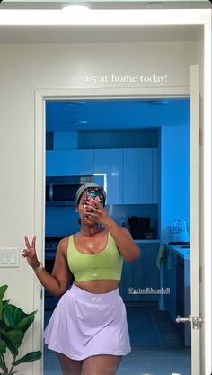 Gym Outfits, Modest Fashion Outfits, Curvy Girl Outfits, Self Improvement Tips, Gym Outfit, Abs Workout, Modest Fashion, Body Goals, Self Improvement