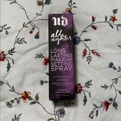 New And Authentic Not Full Size Makeup Setting Spray, Long Lasting Makeup, Urban Decay Makeup, Makeup Primer, Face Primer, Setting Spray, Urban Decay, Womens Makeup, Spray