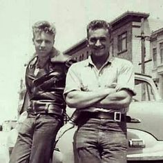 50s Greaser Guy, Zoot Suiters, Greaser Guys, 60s Mens Fashion, Vintage Guys, Station Aesthetic, Greaser Aesthetic, Car Pose, Greaser Style