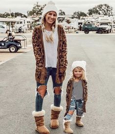 Matching Mommy Daughter, Family Photo Outfits Winter, Fall Family Photo Outfits