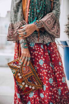 Where Simplicity meets Style: 20 simple and cozy Bohemian Outfits Vetement Hippie Chic, Stile Hippie Chic, Bohemian Outfits Summer, Bohemian Summer Dresses, Bohemian Outfits, Moda Hippie, Cozy Bohemian, Mode Hippie, Outfits Simple