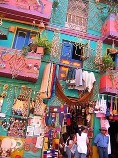 The 25 Places you Must Visit in South America Colorful Places, America Latina, Travel Bug, What A Wonderful World, Jolie Photo