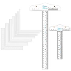 a set of five rulers sitting next to each other