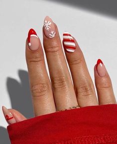 December Nails, Red Christmas Nails, Cute Christmas Nails, Christmas Gel Nails, Her Nails, Snowflake Nails, Christmas Nails Acrylic, New Year's Nails