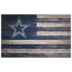 an old wooden flag with a star on it