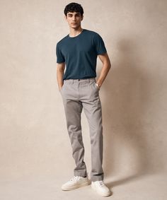 British Summer Outfits Men, Grey Chinos Men Outfits Casual, Grey Chinos Men Outfits, Chino Pants Men Outfits, Men Chinos, Summer Fashion For Men, Grey Chinos Men, Chinos Men Outfit, Chinos Men