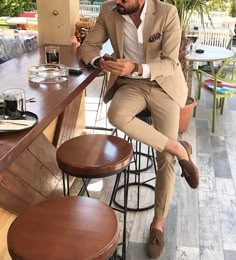 Brown Suits For Men, Prom Suits For Men, Mens Casual Suits, Stylish Mens Suits, Tan Suit, Wedding Outfit Men, Mens Fashion Blazer