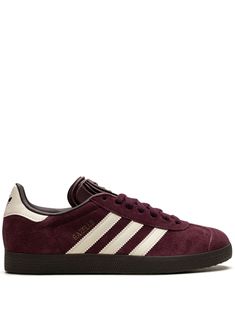 Maroon Sneakers, Sneakers Purple, Fall Sneakers, Dr Shoes, Shoe Inspo, Purple Suede, Aesthetic Shoes, Swag Shoes, Adidas Gazelle