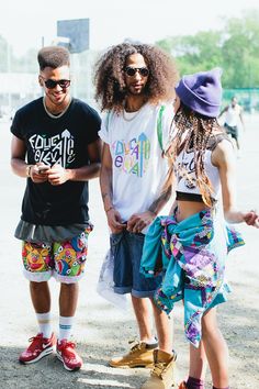 my friends always dress like me 90s Hiphop Outfit, Hiphop Outfit, Urban Tribes, Urban Apparel, 90s Hiphop, 90s Hip Hop Fashion, Free Aesthetic