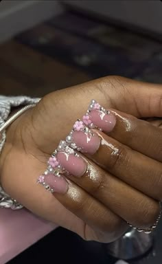 @thenail.addict on ig Nail Ideas With Charms, Simple Nail Ideas, Girls Nail Designs, Retro Nails