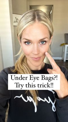 Erin Allan / Makeup tips | SAVE so you can try this!! If you have under eyes bags/discoloration, here’s a really easy and cool trick to minimize them! Use a light... | Instagram What To Do For Bags Under Eyes, Pink Powder Under Eyes, Hide Bags Under Eyes Make Up, How To Get Bags Out From Under Your Eyes, Best Concealer For Puffy Eyes Bags, Makeup For Bags Under Eyes, Makeup For Puffy Under Eyes, Dark Sunken Under Eyes, How To Make Your Eyes Look Brighter