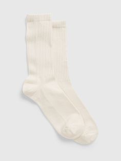 Made with 75% organically grown cotton.  Organic cotton is better for people and the environment because it�s grown without the use of harmful synthetic pesticides and fertilizers.  Ribbing at top.  Reinforced toe and heel. Crew Sock, Style Inspiration Minimalist, Minimalist Accessories, Support People, Style Minimalist, Cool Socks, Toddler Gifts, Gap, Crew Socks