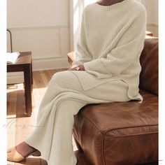 Elluis - Stylish Long-Sleeved Solid Knit Two-Piece Sweater Set for Casual Wear Patterns Fabric, 3d Effect, Sweater Set, Fabric Names, Fabric Patterns, Casual Wear, Types Of Sleeves, Two Piece, Sleeve Length