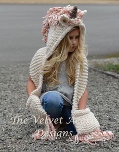 Knitting PATTERN-The Unice Unicorn Hooded Scarf by Thevelvetacorn Velvet Acorn, Hantverk Diy, Diy Sy, Unicorn Hat, Crochet Unicorn, Hat And Scarf Sets, Hat And Scarf, Hooded Scarf, Crochet Cowl