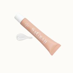 Treat your lips to our premium, vegan lip balm, designed for deep hydration and smoothness. Its rich, creamy formula instantly relieves dryness, providing a natural shine for everyday confidence or as a rejuvenating overnight care.