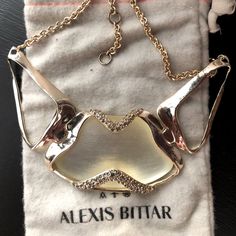 Beautiful And Unique As Usual For Alexis Bittar. This Is A Gorgeous Limited Edition Bib Necklace. It Is An Adjustable Length. Gold Tone And Lucite With Swarovski Crystals In The Center. It Sits Light Despite Its Size And Is Sure To Be A Statement Piece Wherever You Choose To Wear It. Alexis Bittar Jewelry, Alexis Bittar, Bib Necklace, You Choose, Womens Jewelry Necklace, Swarovski Crystals, Gold Tones, Limited Edition, Jewelry Necklaces