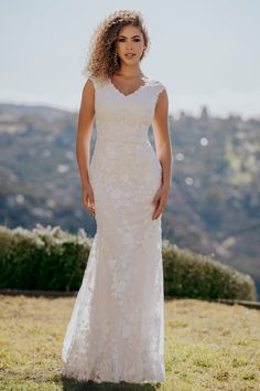 M713 Modest Wedding Dress – A Closet Full of Dresses Sheath Wedding Gown, Mary's Bridal, Wedding Classy, Classy Wedding Dress, Sheath Wedding, Dresses Fall