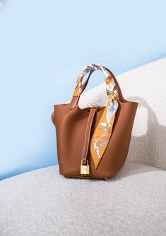 Hermès Picotin 18 in Gold GHW with Twilly Twilly On Picotin, Hermes Twilly Scarf Bags, Purse Twilly, Hermes Tote Bag, Hermes Purse