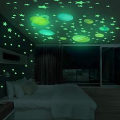 glow in the dark stars and planets wall stickers