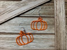 Pumpkin / Fall orange 3D printed earrings -  It is 3D printed from a high quality PLA material, which feels like a light plastic but is very durable. Metal part of earring is silver plated and nickel-free. Things To Make With A 3d Printer, 3d Printing Ideas Earrings, 3d Printing Earrings, 3d Printer Earrings, Earrings 3d Print, 3d Print Christmas Earrings, 3d Printed Earrings Design, 3d Printer Projects Ideas, 3d Printing Ideas To Sell