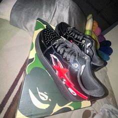 Bapesta Low Shark 5.5 Brand New Shoes Bape, Bapesta Shoes, Bape Shoes, Bape Black, Bape Sta, Wishlist 2024, Star Shoes, Anime Aesthetic, Slides Shoes