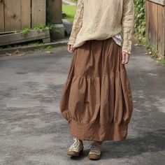 Vintage Caramel Linen Lantern Skirt with Artistic Flair