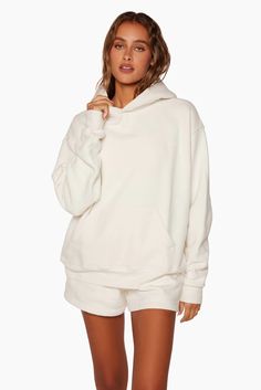 Sweat Set Outfits, White Hoodie Outfit, Cute Winter Fits, Comfy Workout Outfits, Set Active, Spring Break Outfit, Comfy Sets, Sweat Set, Oversized Style