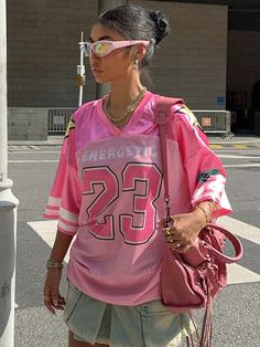 All Pink Party, Diy Jersey, Basketball Poses, Pink Dunks, Y2k Ideas, Shein Women, Trend 2025, New York Outfit, Fashion College