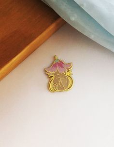 Add a touch of whimsy to your outfit with this adorable enamel pin featuring a cute mouse wearing a charming flower hat. This pin is the perfect accessory for any animal lover or pin collector. Get yours today and show off your unique style! Product Details: Material: Hard enamel, zinc alloy, gold plating Size: 35mm Fairy Pin, 3d Pokemon, Pin Accessories, Enamel Pin Collection, Backpack Pins, Bag Pins, Flower Hat, Pretty Pins, Animal Hats