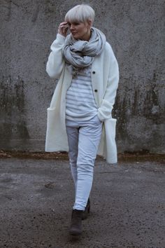 Mathildes verden: Hverdagsfavoritter Norway Style, Close To, 50th Clothes, 40 Fashion Women, Style At A Certain Age, Short Hair Trends, Advanced Style, 50 Style