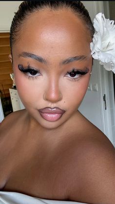 Glamour Makeup Looks, Full Coverage Makeup, Basketball Hairstyles, Birthday Makeup, Photoshoot Makeup, Elegant Makeup, Hair Laid