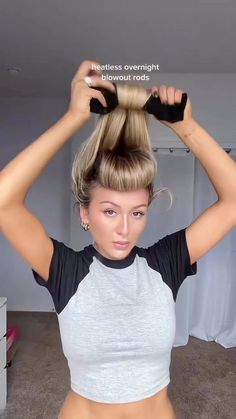 10/10 Heatless Curls Hack 👏🏽😱 🎥: @yeshipolito | Instagram Ponytail Wedding, Hairstyles Ponytail, 4c Natural, Heatless Hairstyles, Hair Bridesmaid, Heatless Curls, Homecoming Hair Down, Curly Hair Inspiration, Braided Hairstyles For Wedding