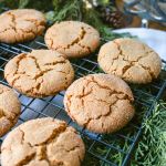 several cookies are cooling on a wire rack