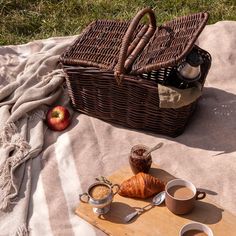 Elevate any outdoor outing with our Hudson Woven Picnic Basket. Handwoven from sustainably harvested rattan with a rich brown finish, it has plenty of room for all your picnic essentials, and features a double-lid design. This charming piece makes the perfect hostess or holiday gift, for any foodie or greenthumb on your list. Rustic Picnic, Beautiful Picnic, Perfect Hostess, Picnic Essentials, Picnic Baskets, Picnic Basket, Baskets, Holiday Gifts, Hand Weaving