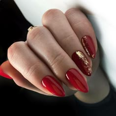 The top red and gold nails designs to try Sophisticated Manicure, Red And Gold Nails, Foil Nail Art, Golden Nails, Gold Nail Designs, Red Manicure, Red Christmas Nails, Ombre Nails Glitter, Nails Gold