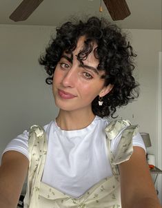 short curly hairstyles, satin dress, italian girl, makeup inspo, character inspo 70s Short Curly Hair, Vintage Short Curly Hairstyles, Cottagecore Hairstyles Short Curly, Curly Italian Bob, Retro Short Curly Hair, Greek Nose, Growing Out Hair