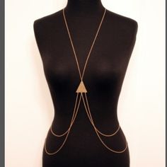 Great For Over The Outfit Bling Or Beach Wear On Top Of Bikini Triangle Jewelry, Gold Triangle, Body Chain Jewelry, Body Jewellery, Bridal Jewelry Sets, Mode Inspiration, Modern Jewelry, Chains Jewelry, Jewelry Trends