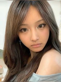 2000 Japanese Makeup, 2000s Korean Hairstyles, Japanese 2000s Makeup, Y2k Asian Makeup, 2000s Kpop Makeup, 2008 Makeup Looks, 2000s Japanese Makeup