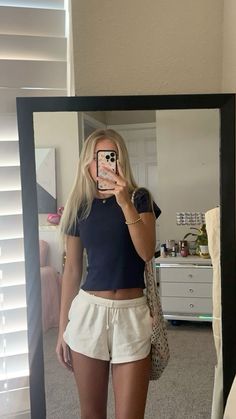 Simple Outfits For School, Outfit Inspo Summer, Cute Outfits For School, Simple Trendy Outfits, Cute Everyday Outfits, Really Cute Outfits, Cute Simple Outfits, Basic Outfits