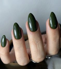 Solid Color Green Nails, Kutek Disney, Dark Green Nails, Green Nail Polish, Aesthetic Nails, Nails Aesthetic, Green Nail, Almond Acrylic Nails, Oval Nails