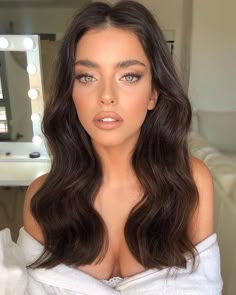 Looks Pinterest, Bridal Makeup Looks, Instagram Makeup, Bride Makeup, Bridal Hair And Makeup, Wedding Hair And Makeup, Brown Hair Colors, Beautiful Makeup, Brunettes