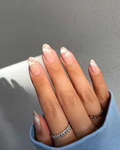 White french type with clouds Bachelorette Party Nails, Nail Art Blanc, Nails February, Simple Nails Design, Tulip Nails, Nagellack Trends, French Tip Nail Designs, White Acrylic Nails, White Nail Art