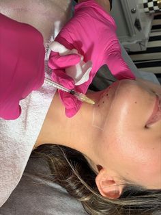 Double Chin Injection, Dermatology Pa Aesthetic, Botox Nurse Aesthetic, Plastic Surgery Fails, Plastic Surgery Fail, Esthetician Inspiration, Beauty Appointment, Beauty Treatments Skin Care, Esthetician Marketing