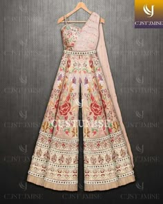 Lehenga Wedding Dress, Outfits In Winter, Saree Outfits, Dress Designing Ideas, Trendy Outfits Indian, Dress Designing, Lehenga Designs Simple, Designing Ideas