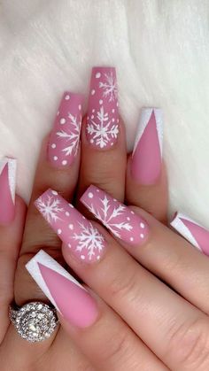 15 Christmas Nails Trendy Styles – Get Ready to Dazzle! 💅 Get ready to shine this holiday season with these Christmas Nails Trendy styles that everyone is raving about! From classic Christmas Nails Acrylic to stunning Christmas Gel Nails, there\'s a look for every occasion. 🎅✨ Looking for festive December Nails or sleek Winter Nails Acrylic? We\'ve got you covered. Embrace the holiday spirit with Xmas Nails and creative Christmas Nail Designs that will take Her Nails to the next level. Try Re... Christmas Tree Nails, Christmas Gel, Red Christmas Nails, Christmas Nails Easy, Nails Easy