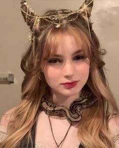 Princes Makeup, Folk Of The Air Aesthetic, Young Maleficent, Medieval Witch