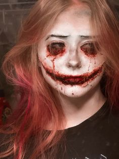 Gory Makeup Ideas Easy, Crazy Scary Makeup, Creepy Halloween Face Paint, Scary Face Halloween Makeup, Cracks In Face Makeup, Scary Manikin Head, Creepy Nurse Makeup, Insane Halloween Makeup, Halloween Looks Makeup Scary