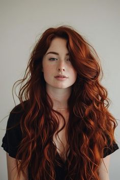 Does dark red hair look good on brown skin? Who can pull off dark red hair? Dark Red Hair Color, Hair Myth, Red Hair Inspo, Red Haired Beauty, Ginger Hair Color, Dark Red Hair, Beautiful Red Hair, Copper Hair Color, Auburn Hair